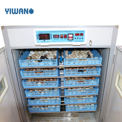 Large 528 1056 YIWAN Eggs Farm Use Poultry Eggs Automatic Chicken Incubator Hatchery Set Machine